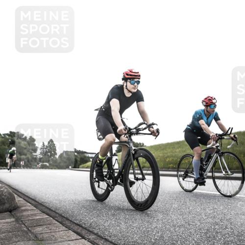 21.06.2026 - 29. Vierlanden-Triathlon H.Heesch http://msf.ph/oto/9871995 21.06.2026 10:43:15 Radfahren 19, 54, 259, 260, 392, 443, 467 meine-sportfotos.de