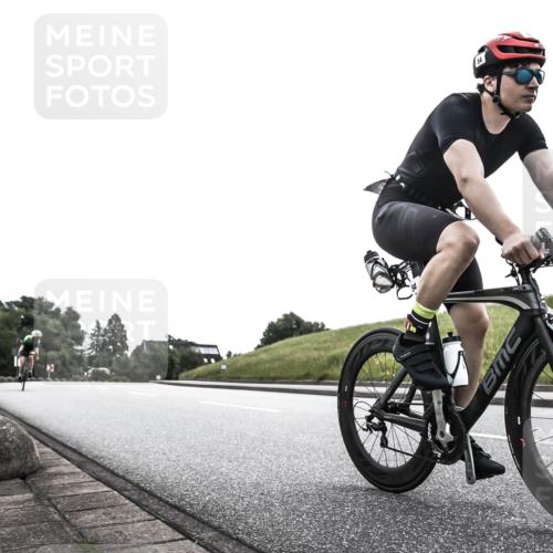 21.06.2026 - 29. Vierlanden-Triathlon H.Heesch http://msf.ph/oto/9872006 21.06.2026 10:43:16 Radfahren 19, 54, 167, 259, 260, 392, 443, 448, 467 meine-sportfotos.de
