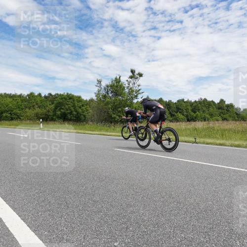 21.06.2026 - Viking Triathlon Michael Burmester http://msf.ph/oto/9872007 21.06.2026 12:24:11 Radfahren 58, 353, 357, 357, 368, 534 meine-sportfotos.de