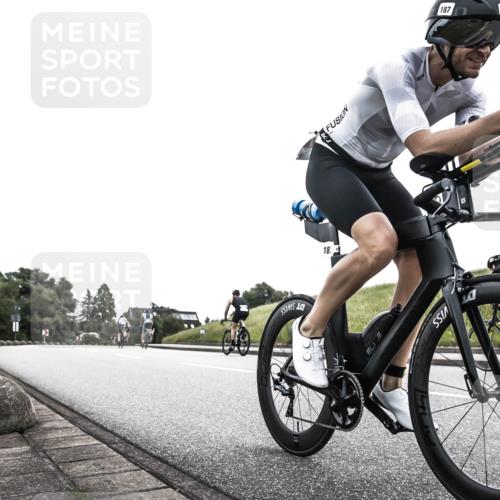 21.06.2026 - 29. Vierlanden-Triathlon H.Heesch http://msf.ph/oto/9872085 21.06.2026 10:43:27 Radfahren 130, 156, 187 meine-sportfotos.de