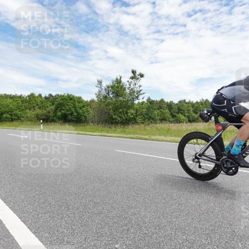 21.06.2026 - Viking Triathlon Michael Burmester http://msf.ph/oto/9872087 21.06.2026 12:24:50 Radfahren 54, 176, 206, 208, 306, 313, 350, 352, 362, 660 meine-sportfotos.de