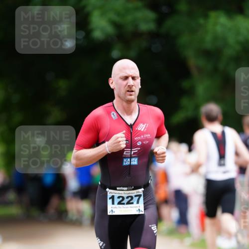 21.06.2026 - 29. Vierlanden-Triathlon LAZAROV Photography http://msf.ph/oto/9872102 21.06.2026 14:08:44 Laufen 202, 1227, 114, 14 meine-sportfotos.de