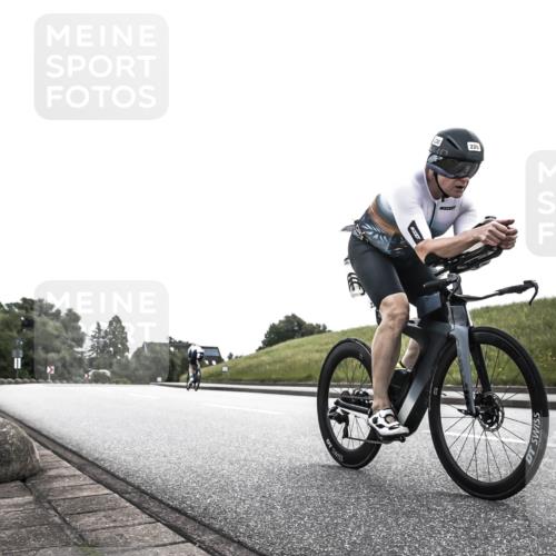 21.06.2026 - 29. Vierlanden-Triathlon H.Heesch http://msf.ph/oto/9872129 21.06.2026 10:44:10 Radfahren 50, 220, 245, 359 meine-sportfotos.de