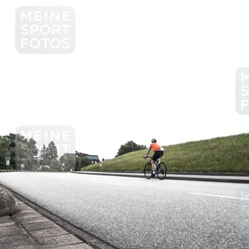 21.06.2026 - 29. Vierlanden-Triathlon H.Heesch http://msf.ph/oto/9872134 21.06.2026 10:44:13 Radfahren 50, 135, 245 meine-sportfotos.de