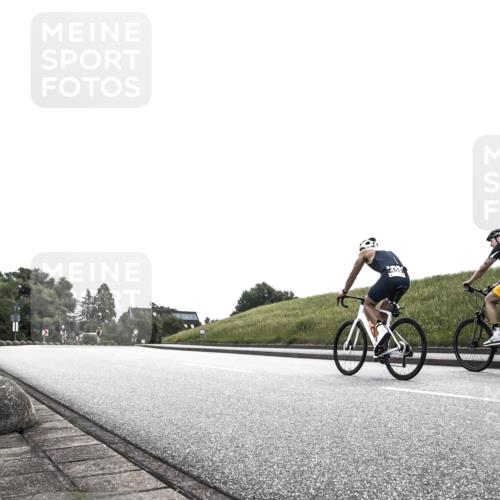 21.06.2026 - 29. Vierlanden-Triathlon H.Heesch http://msf.ph/oto/9872156 21.06.2026 10:44:28 Radfahren 131, 399, 409, 434 meine-sportfotos.de