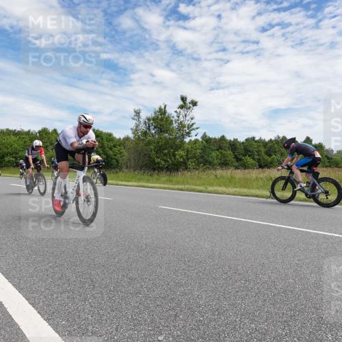 21.06.2026 - Viking Triathlon Michael Burmester http://msf.ph/oto/9872202 21.06.2026 12:25:56 Radfahren 139, 267, 276, 310, 509, 531, 635, 665, 666 meine-sportfotos.de