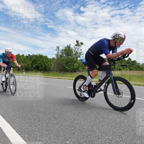 21.06.2026 - Viking Triathlon Michael Burmester http://msf.ph/oto/9872322 21.06.2026 12:27:15 Radfahren 38, 218, 266, 273, 444, 444, 554, 639 meine-sportfotos.de
