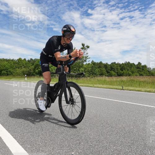 21.06.2026 - Viking Triathlon Michael Burmester http://msf.ph/oto/9872352 21.06.2026 12:27:42 Radfahren 63, 155, 162, 268, 322 meine-sportfotos.de