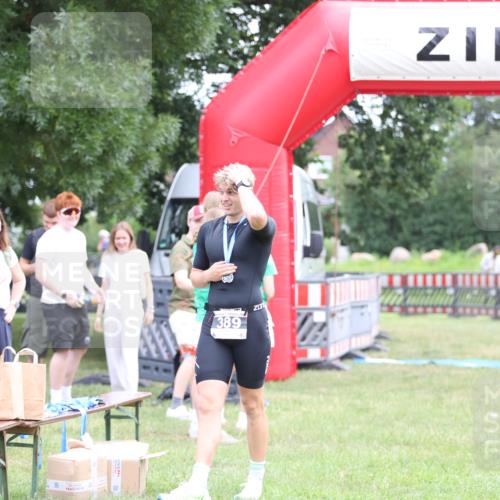 21.06.2026 - 29. Vierlanden-Triathlon Andreas Tolksdorf http://msf.ph/oto/9872358 21.06.2026 10:59:17 Ziel  meine-sportfotos.de