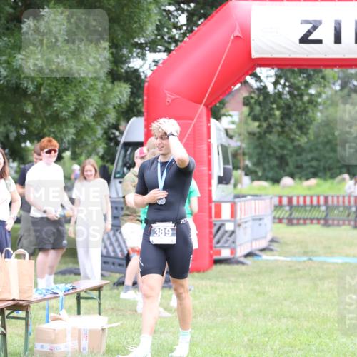 21.06.2026 - 29. Vierlanden-Triathlon Andreas Tolksdorf http://msf.ph/oto/9872365 21.06.2026 10:59:17 Ziel  meine-sportfotos.de