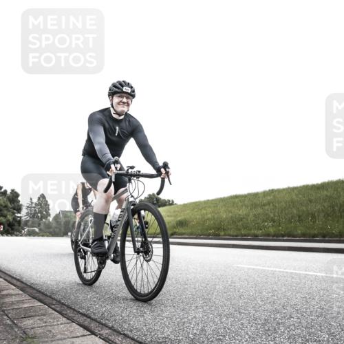 21.06.2026 - 29. Vierlanden-Triathlon H.Heesch http://msf.ph/oto/9872419 21.06.2026 12:14:08 Radfahren 651, 741, 890 meine-sportfotos.de
