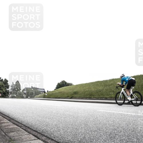 21.06.2026 - 29. Vierlanden-Triathlon H.Heesch http://msf.ph/oto/9872432 21.06.2026 12:14:30 Radfahren  meine-sportfotos.de