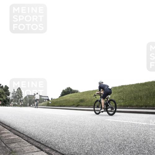 21.06.2026 - 29. Vierlanden-Triathlon H.Heesch http://msf.ph/oto/9872454 21.06.2026 12:15:23 Radfahren  meine-sportfotos.de