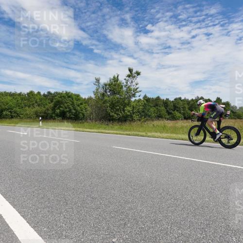 21.06.2026 - Viking Triathlon Michael Burmester http://msf.ph/oto/9872455 21.06.2026 12:29:28 Radfahren 78, 87, 95, 154, 356, 386, 410, 459, 526, 555, 560, 617, 655 meine-sportfotos.de