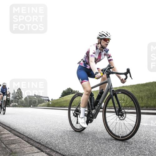 21.06.2026 - 29. Vierlanden-Triathlon H.Heesch http://msf.ph/oto/9872479 21.06.2026 12:15:34 Radfahren 842, 849, 874 meine-sportfotos.de