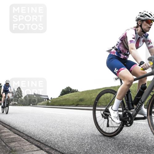 21.06.2026 - 29. Vierlanden-Triathlon H.Heesch http://msf.ph/oto/9872484 21.06.2026 12:15:34 Radfahren 842, 849, 874 meine-sportfotos.de