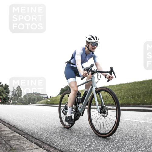 21.06.2026 - 29. Vierlanden-Triathlon H.Heesch http://msf.ph/oto/9872494 21.06.2026 12:15:35 Radfahren 842, 849 meine-sportfotos.de