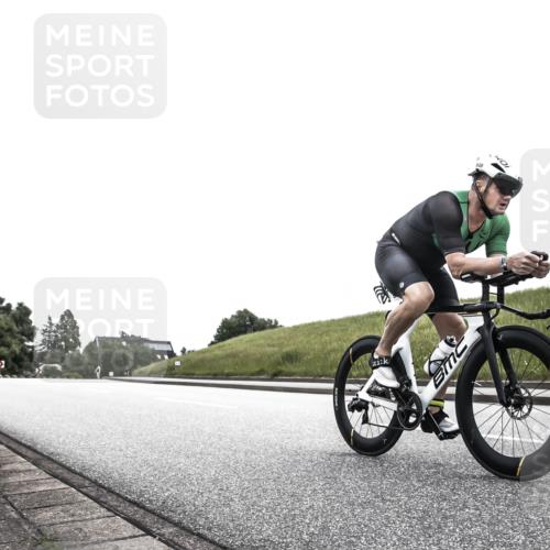 21.06.2026 - 29. Vierlanden-Triathlon H.Heesch http://msf.ph/oto/9872497 21.06.2026 12:15:46 Radfahren 891, 930 meine-sportfotos.de