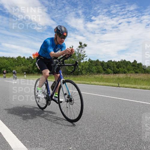21.06.2026 - Viking Triathlon Michael Burmester http://msf.ph/oto/9872504 21.06.2026 12:29:53 Radfahren 66, 101, 168, 196, 302, 463, 529, 540 meine-sportfotos.de