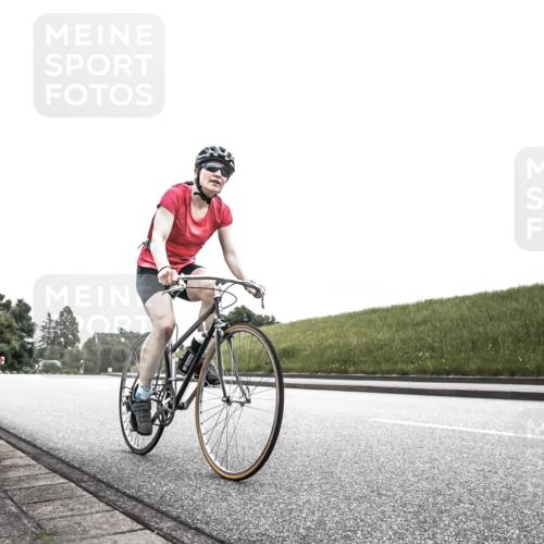 21.06.2026 - 29. Vierlanden-Triathlon H.Heesch http://msf.ph/oto/9872523 21.06.2026 12:16:13 Radfahren 834, 837, 856, 861 meine-sportfotos.de