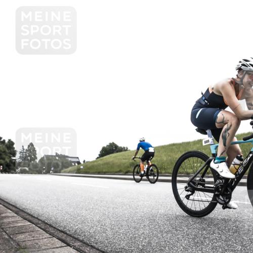 21.06.2026 - 29. Vierlanden-Triathlon H.Heesch http://msf.ph/oto/9872553 21.06.2026 12:17:23 Radfahren 41, 762, 889 meine-sportfotos.de