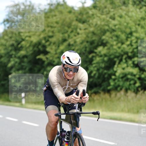 21.06.2026 - Viking Triathlon Michael Burmester http://msf.ph/oto/9872593 21.06.2026 12:45:04 Radfahren 39, 91, 94, 132, 164, 177, 219, 239, 253, 264, 306, 313, 494, 538, 615 meine-sportfotos.de