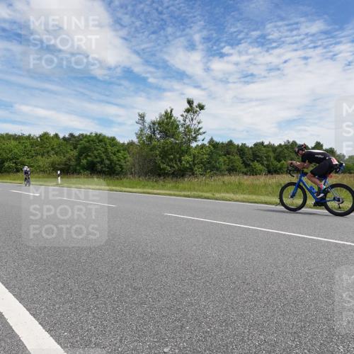 21.06.2026 - Viking Triathlon Michael Burmester http://msf.ph/oto/9872615 21.06.2026 12:31:02 Radfahren 34, 45, 107, 111, 113, 125, 151, 175, 188, 199, 241, 252, 296, 327, 340, 383, 414, 445, 485, 553, 567, 574, 578, 663 meine-sportfotos.de