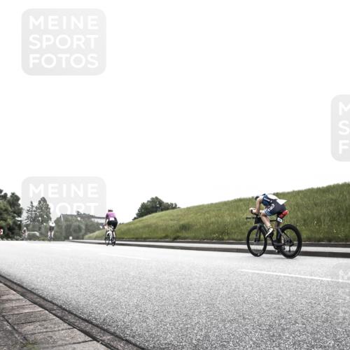 21.06.2026 - 29. Vierlanden-Triathlon H.Heesch http://msf.ph/oto/9872638 21.06.2026 12:18:20 Radfahren  meine-sportfotos.de