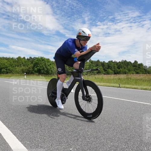 21.06.2026 - Viking Triathlon Michael Burmester http://msf.ph/oto/9872657 21.06.2026 12:31:54 Radfahren 27, 33, 75, 198, 337, 365, 382, 640, 658 meine-sportfotos.de
