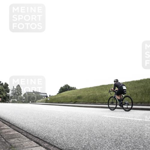 21.06.2026 - 29. Vierlanden-Triathlon H.Heesch http://msf.ph/oto/9872676 21.06.2026 12:19:29 Radfahren 632, 649 meine-sportfotos.de