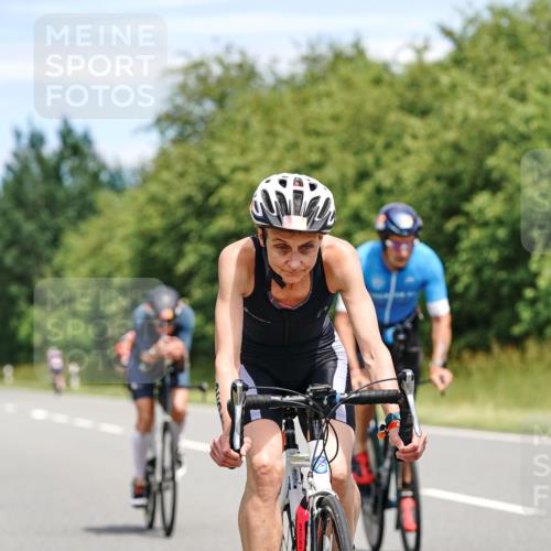 21.06.2026 - Viking Triathlon Michael Burmester http://msf.ph/oto/9872697 21.06.2026 12:45:22 Radfahren 39, 48, 91, 132, 173, 182, 249, 254, 254, 306, 309, 538 meine-sportfotos.de