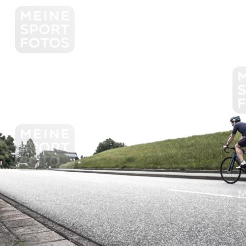 21.06.2026 - 29. Vierlanden-Triathlon H.Heesch http://msf.ph/oto/9872703 21.06.2026 12:19:34 Radfahren 793 meine-sportfotos.de