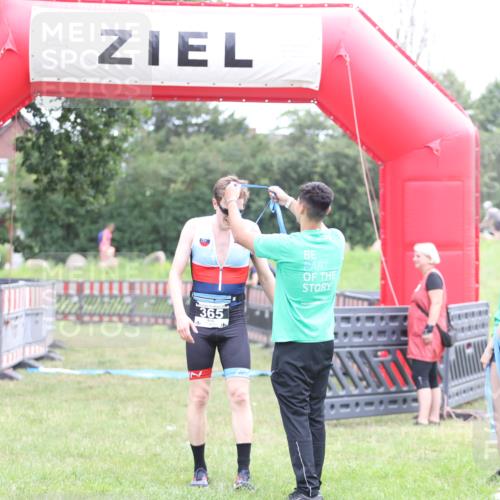 21.06.2026 - 29. Vierlanden-Triathlon Andreas Tolksdorf http://msf.ph/oto/9872705 21.06.2026 11:00:15 Ziel 365, 365 meine-sportfotos.de