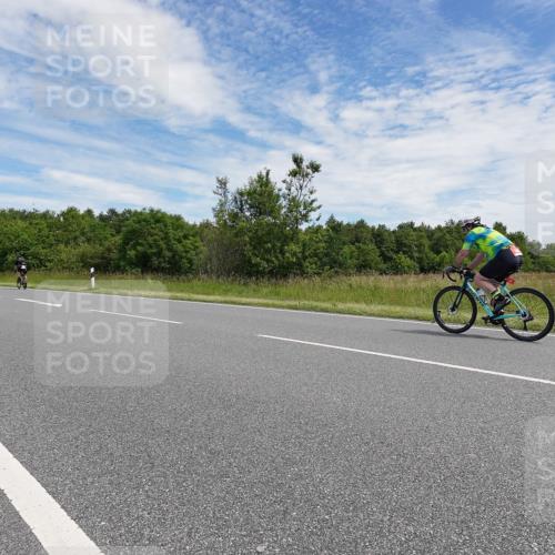 21.06.2026 - Viking Triathlon Michael Burmester http://msf.ph/oto/9872714 21.06.2026 12:32:34 Radfahren 301, 331, 447, 462, 532, 559, 626, 659 meine-sportfotos.de