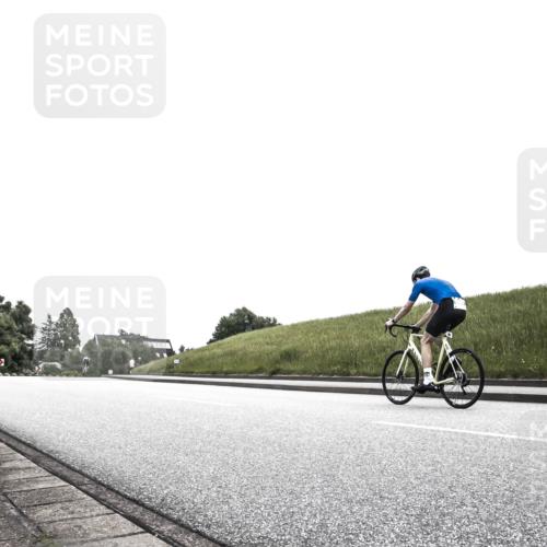 21.06.2026 - 29. Vierlanden-Triathlon H.Heesch http://msf.ph/oto/9872862 21.06.2026 12:24:23 Radfahren 759 meine-sportfotos.de