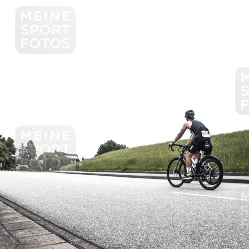 21.06.2026 - 29. Vierlanden-Triathlon H.Heesch http://msf.ph/oto/9872916 21.06.2026 12:25:32 Radfahren  meine-sportfotos.de