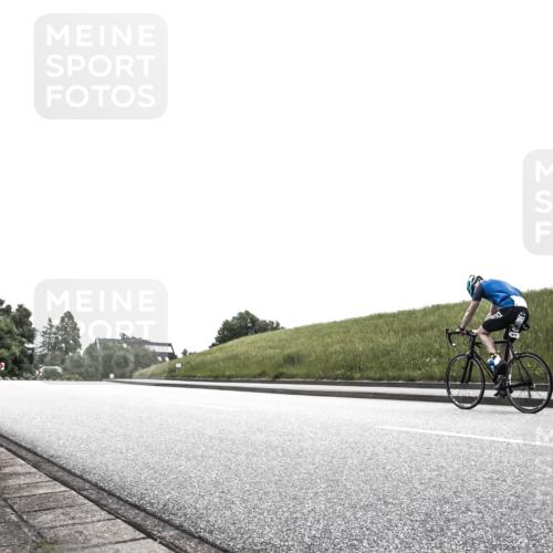21.06.2026 - 29. Vierlanden-Triathlon H.Heesch http://msf.ph/oto/9872945 21.06.2026 12:25:52 Radfahren  meine-sportfotos.de