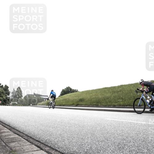 21.06.2026 - 29. Vierlanden-Triathlon H.Heesch http://msf.ph/oto/9872955 21.06.2026 12:26:45 Radfahren  meine-sportfotos.de