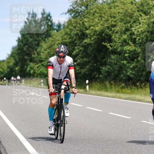 21.06.2026 - Viking Triathlon Michael Burmester http://msf.ph/oto/9872973 21.06.2026 12:46:25 Radfahren 36, 105, 178, 251, 439, 457, 457, 504, 546, 606, 629, 629 meine-sportfotos.de