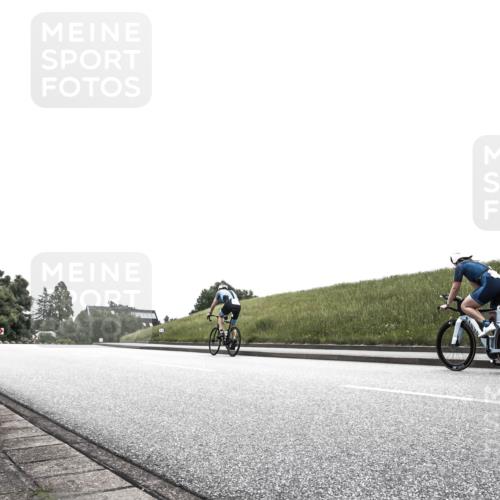 21.06.2026 - 29. Vierlanden-Triathlon H.Heesch http://msf.ph/oto/9873022 21.06.2026 12:27:16 Radfahren 256, 800, 942 meine-sportfotos.de