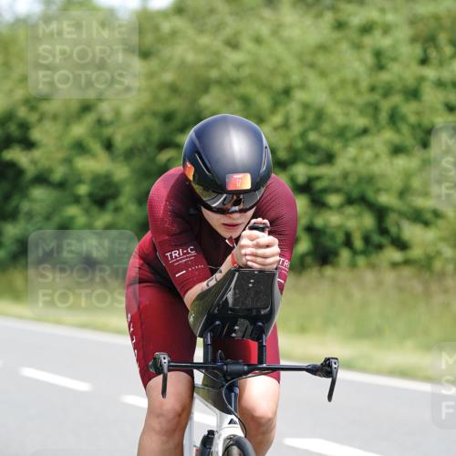 21.06.2026 - Viking Triathlon Michael Burmester http://msf.ph/oto/9873058 21.06.2026 12:46:38 Radfahren 16, 36, 81, 105, 165, 178, 184, 251, 364, 407, 457, 504, 530, 546, 606, 629, 629, 634 meine-sportfotos.de