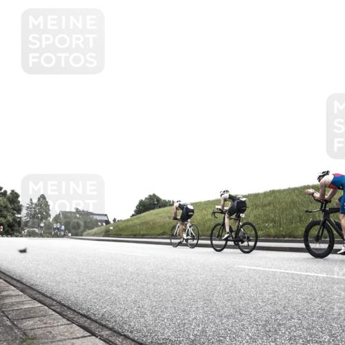 21.06.2026 - 29. Vierlanden-Triathlon H.Heesch http://msf.ph/oto/9873089 21.06.2026 12:27:39 Radfahren 927, 963 meine-sportfotos.de