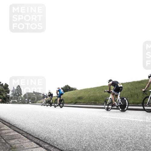 21.06.2026 - 29. Vierlanden-Triathlon H.Heesch http://msf.ph/oto/9873107 21.06.2026 12:27:39 Radfahren 927, 963 meine-sportfotos.de
