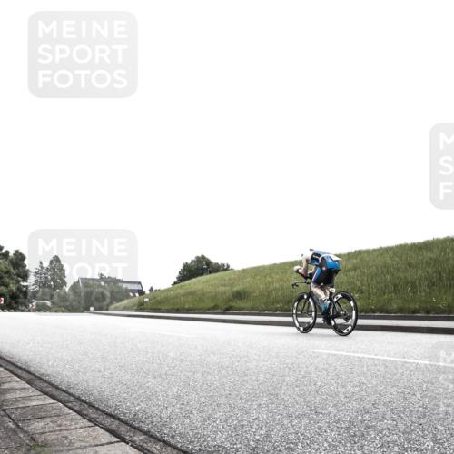 21.06.2026 - 29. Vierlanden-Triathlon H.Heesch http://msf.ph/oto/9873201 21.06.2026 12:28:19 Radfahren 684, 923, 965 meine-sportfotos.de
