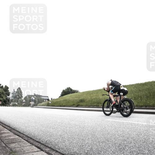 21.06.2026 - 29. Vierlanden-Triathlon H.Heesch http://msf.ph/oto/9873245 21.06.2026 12:28:35 Radfahren  meine-sportfotos.de