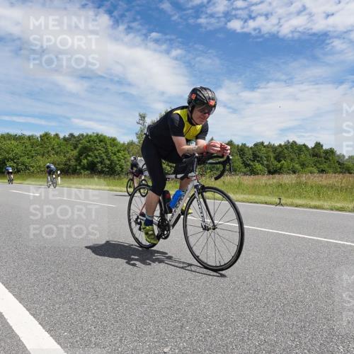 21.06.2026 - Viking Triathlon Michael Burmester http://msf.ph/oto/9873312 21.06.2026 12:39:30 Radfahren 76, 76, 80, 233, 483, 502, 516, 609 meine-sportfotos.de