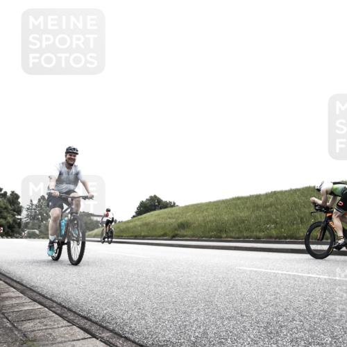 21.06.2026 - 29. Vierlanden-Triathlon H.Heesch http://msf.ph/oto/9873322 21.06.2026 12:29:18 Radfahren 736, 761, 951, 974 meine-sportfotos.de