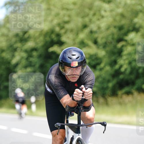 21.06.2026 - Viking Triathlon Michael Burmester http://msf.ph/oto/9873377 21.06.2026 12:48:17 Radfahren 57, 124, 166, 232, 273, 273, 644 meine-sportfotos.de