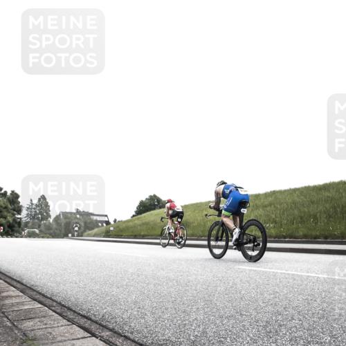 21.06.2026 - 29. Vierlanden-Triathlon H.Heesch http://msf.ph/oto/9873412 21.06.2026 12:29:38 Radfahren 919, 953 meine-sportfotos.de