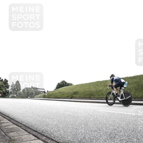 21.06.2026 - 29. Vierlanden-Triathlon H.Heesch http://msf.ph/oto/9873453 21.06.2026 12:29:56 Radfahren 735 meine-sportfotos.de